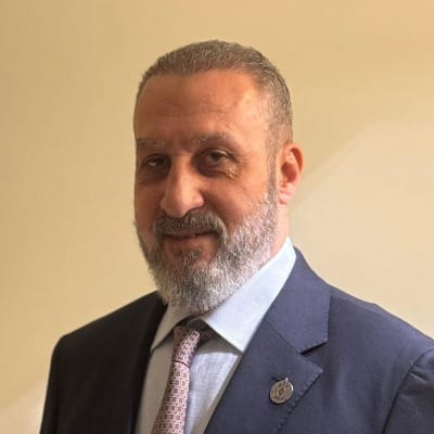 الشيخ. أيمن حمدي الأكبري